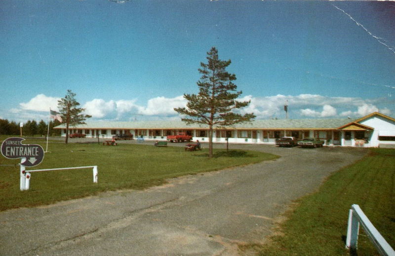 Sunset Motel - Old Postcard (newer photo)